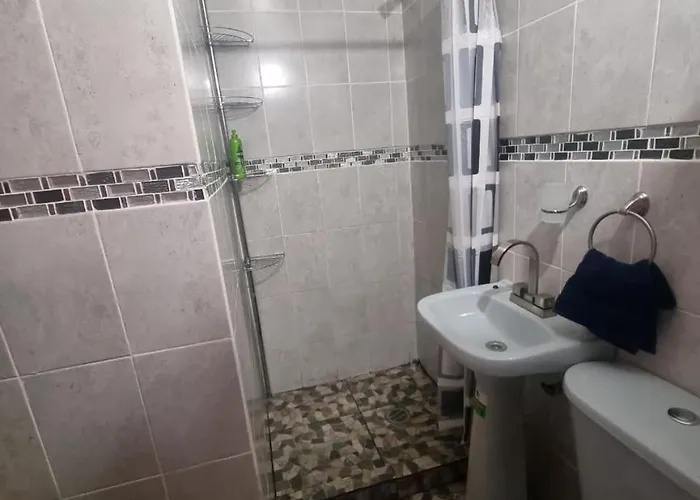 Apartamento El Depa De Natalia A Min De Aeropuerto Y Estadio Gnp *